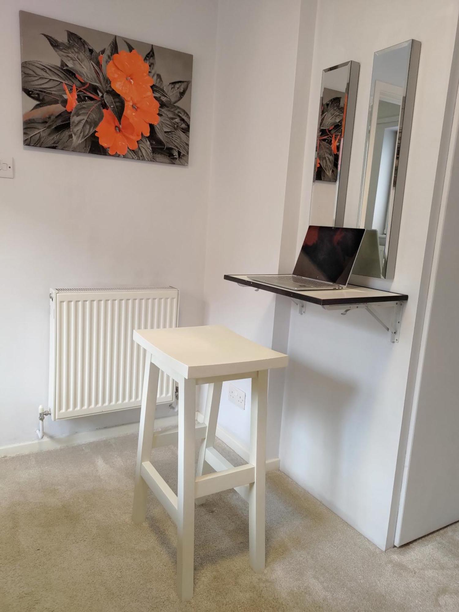 Cozy Ensuite In Authentic With Garden Terrace In Prime Location Just East Of Privatunterkunft London